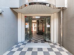 明るいエントランス