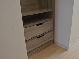 物が収納された場所