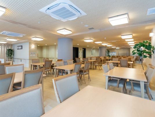 広々とした食堂