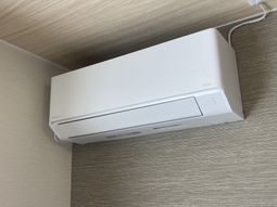 エアコンの壁
