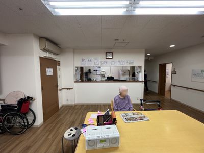 広々としたラウンジ