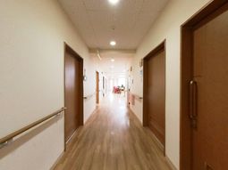 奥行きのある廊下