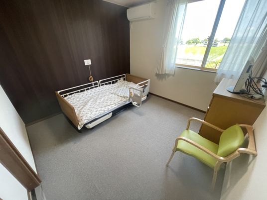 明るい室内の居室