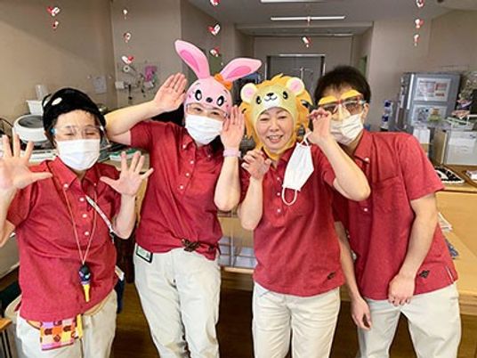スタッフ集合の食堂  