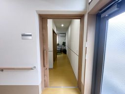 明るい廊下