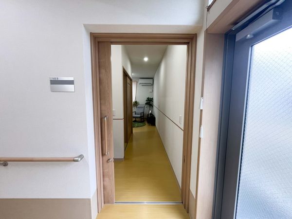 明るい廊下