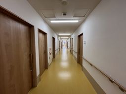 長い廊下