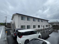 駐車場がある外観