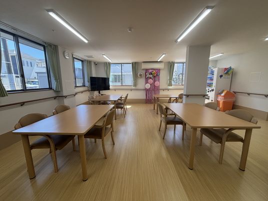 開放的な広々とした部屋