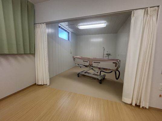カーテン付き機能訓練室