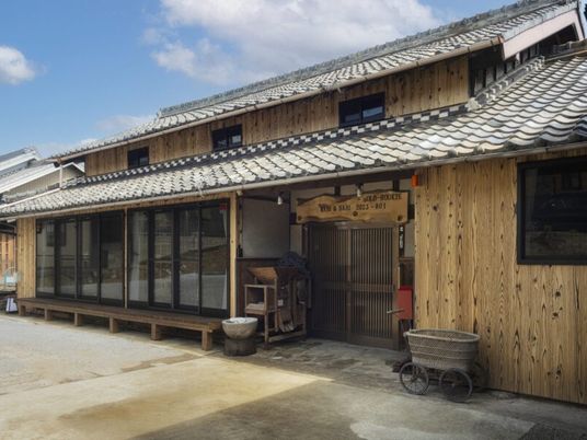 和風の建物外観  
