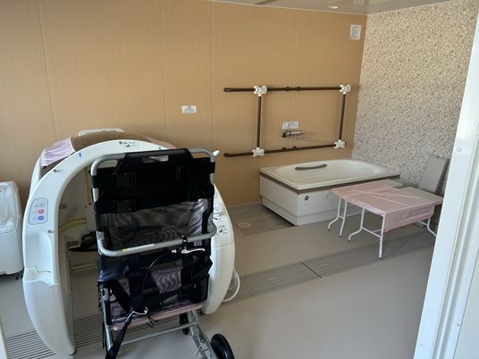 機械浴室  