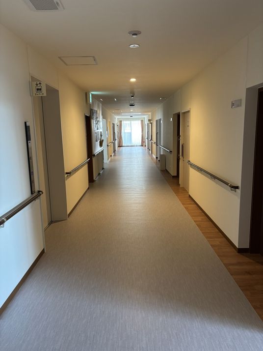 長い廊下