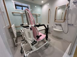 介護用バスルーム