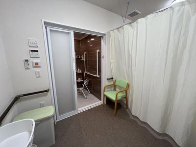 清潔な浴室への通路