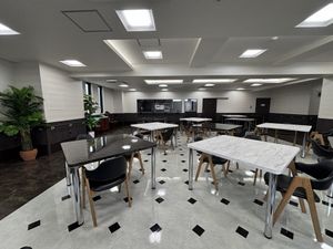 広々とした食堂
