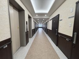 長い廊下の様子