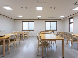 広々とした多目的室