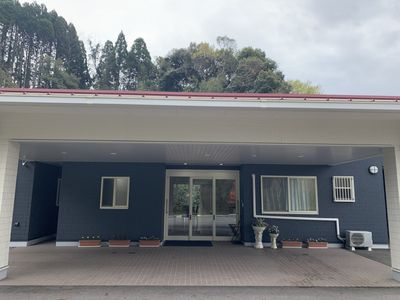 静かな入口の風景
