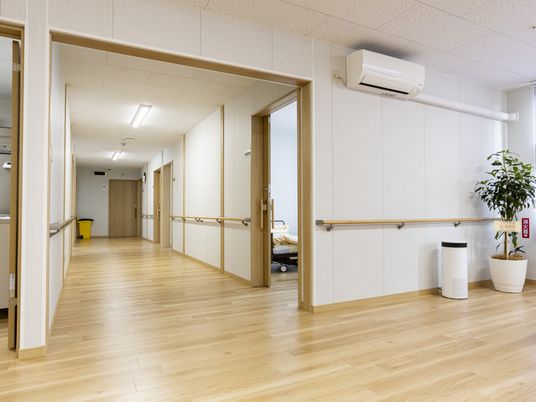 広々とした廊下