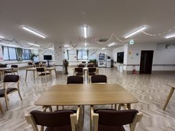 広々としたラウンジ