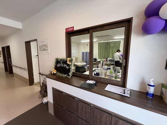 温かな雰囲気のフロント