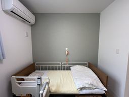 快適な寝室の居室