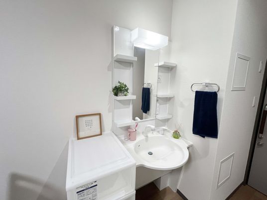 白い洗面台のある場所