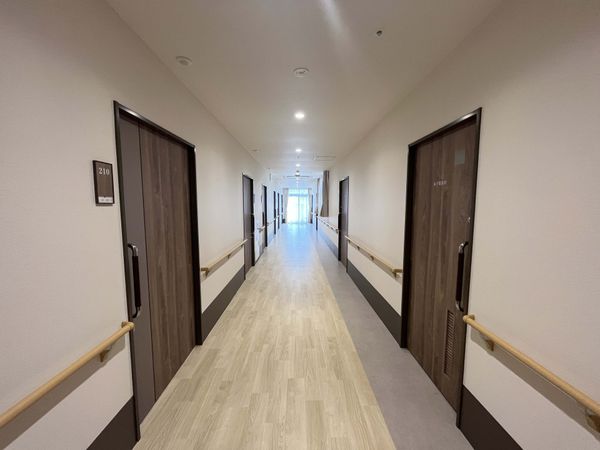 広々とした廊下