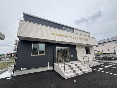 エントランス前の外観