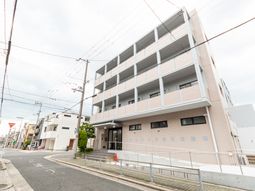 広い外観