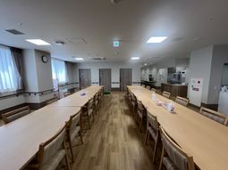 明るい食堂  
