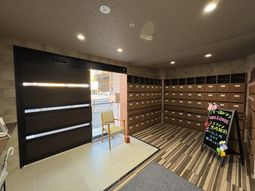 落ち着いたエントランス  