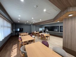 明るい食堂  
