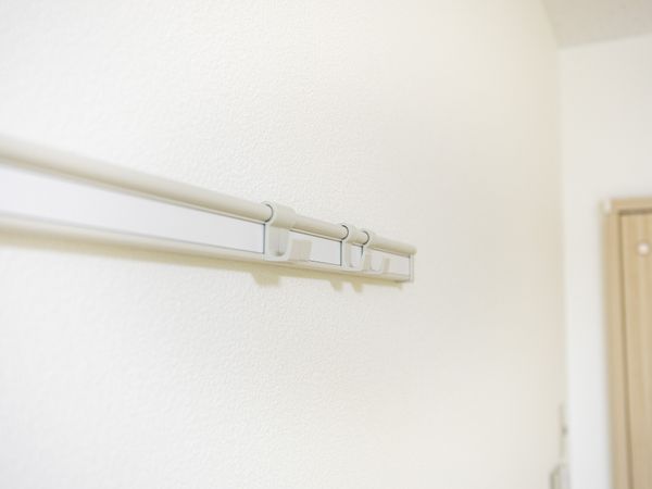 壁のフック