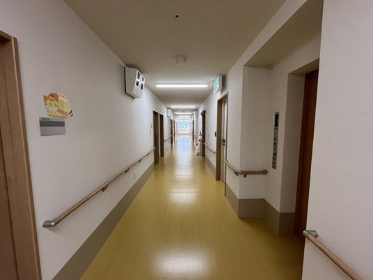 長い廊下