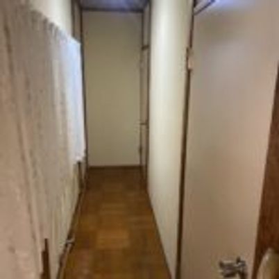 シンプルな廊下