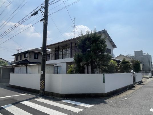 優雅な外観