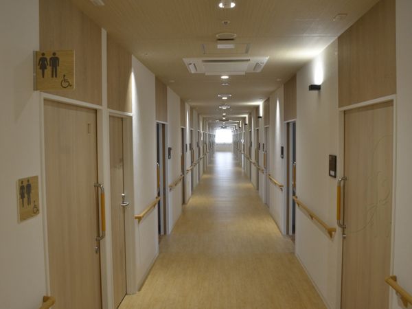 長い廊下