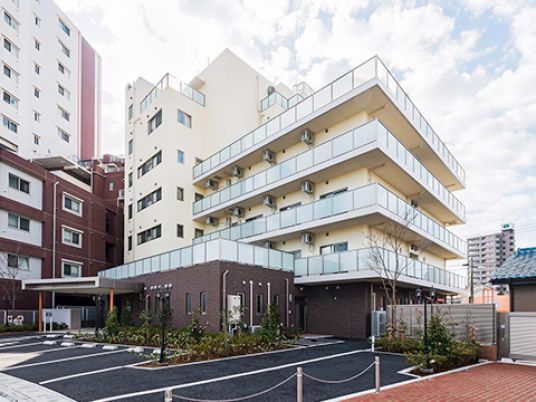 高層建築の外観