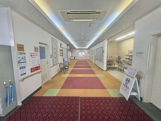 広い廊下