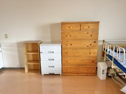 落ち着いた色合いの居室
