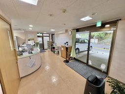 温かみのあるエントランス