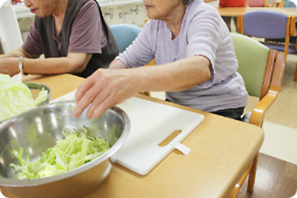調理活動をする室内