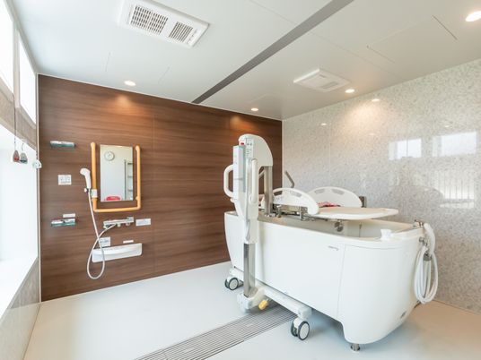 最新設備の浴室