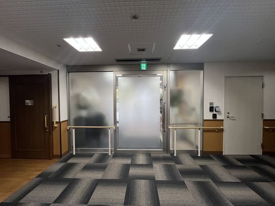 落ち着いた廊下です