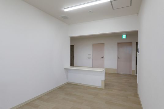シンプルな廊下
