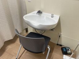 落ち着いた洗面台