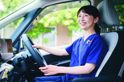 ドライバーの明るい表情