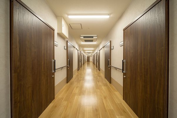 落ち着いた廊下
